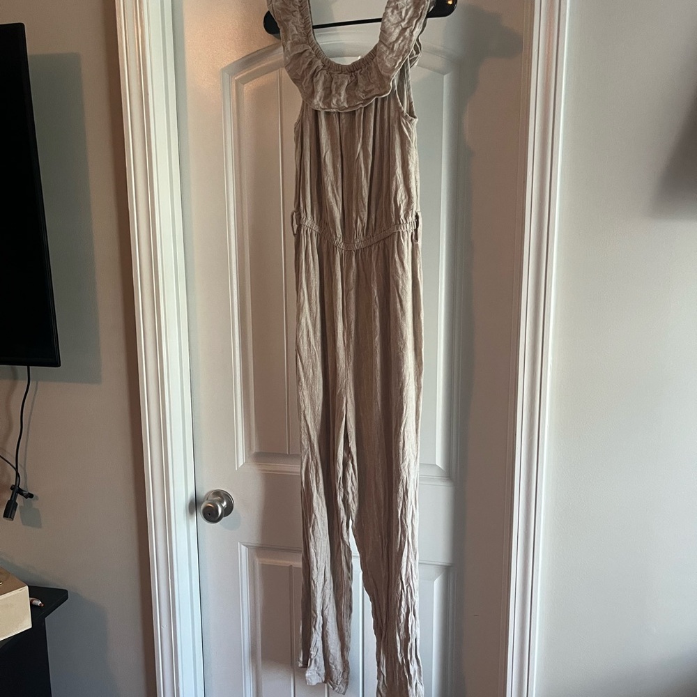 Beige Sleeveless Jumpsuit